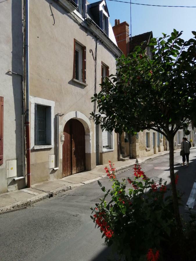 Le Regard De Mona Lisa Apartment Amboise Exterior photo